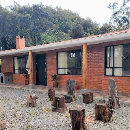 Hermosa Casa Campestre Moderna "Rancho La Marina" Chiquinquirá Exterior foto